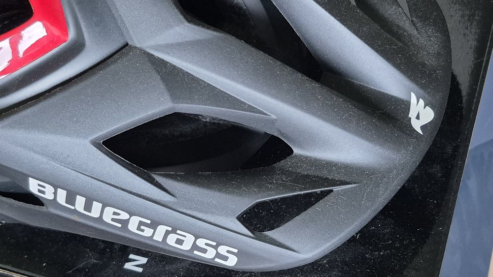 Kask roweru mtb hulajnoga bluegrass 56=59