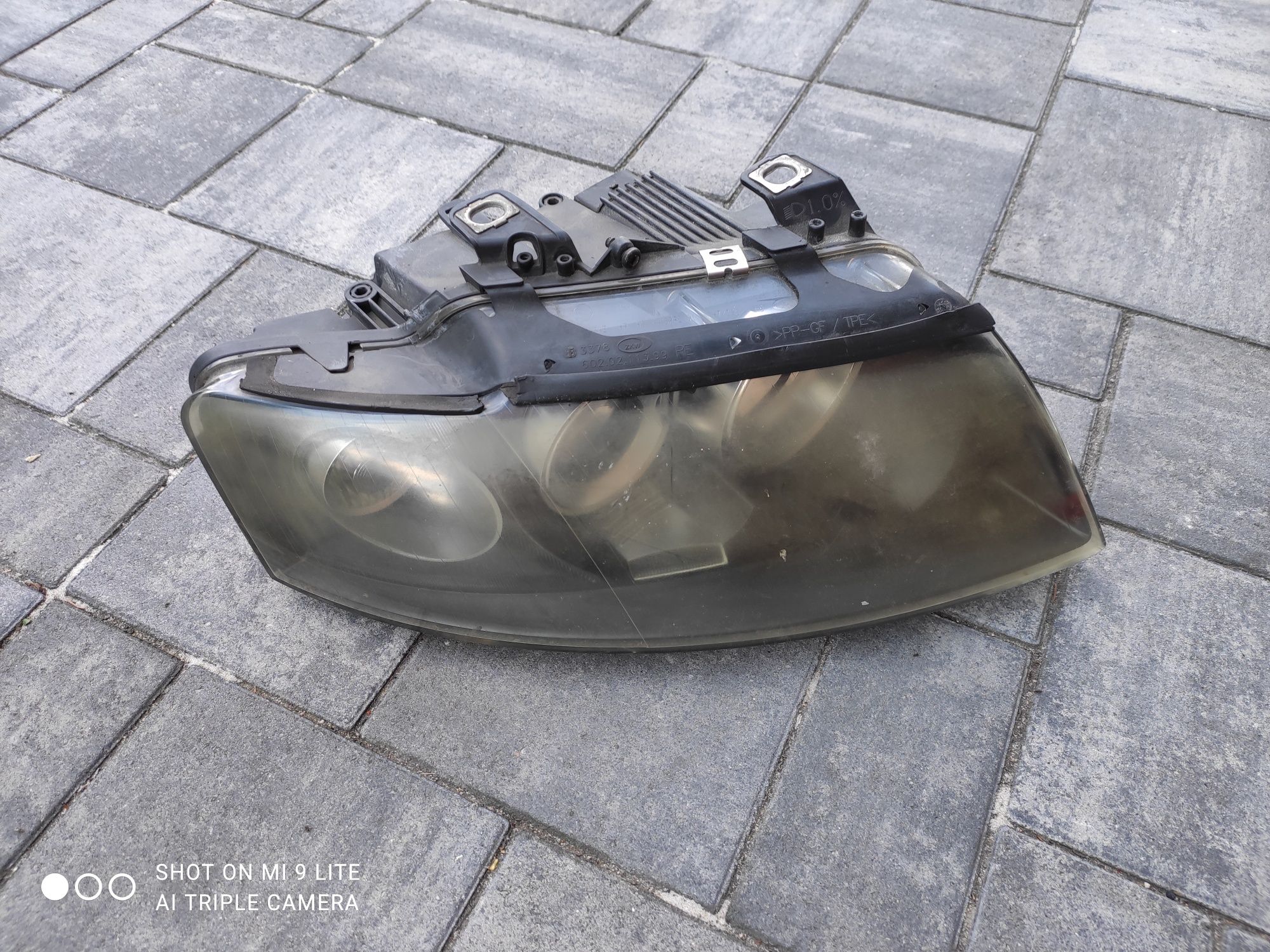 Lampa reflektor prawy przód Audi A4 B6 Cabrio Oryginał Europa