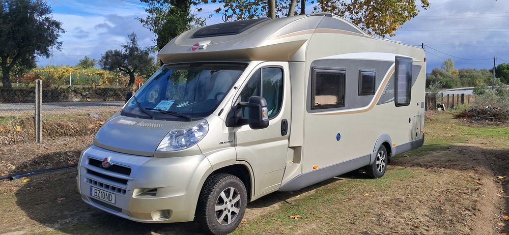 Autocaravana burstner ixeo it 735