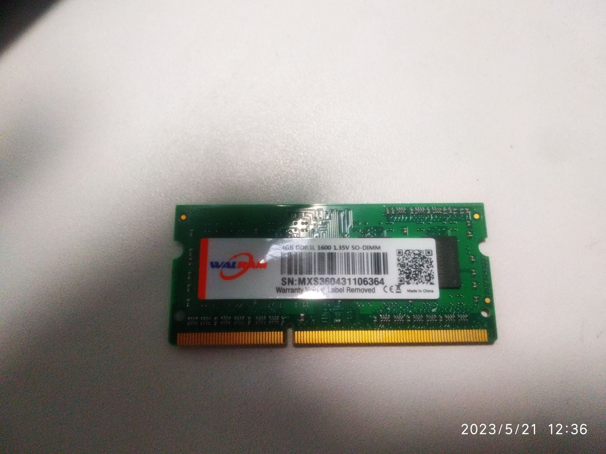 Для ноутбуків Оперативна Пам'ять DDR 3 1600  4 гигабайта 1.35 V