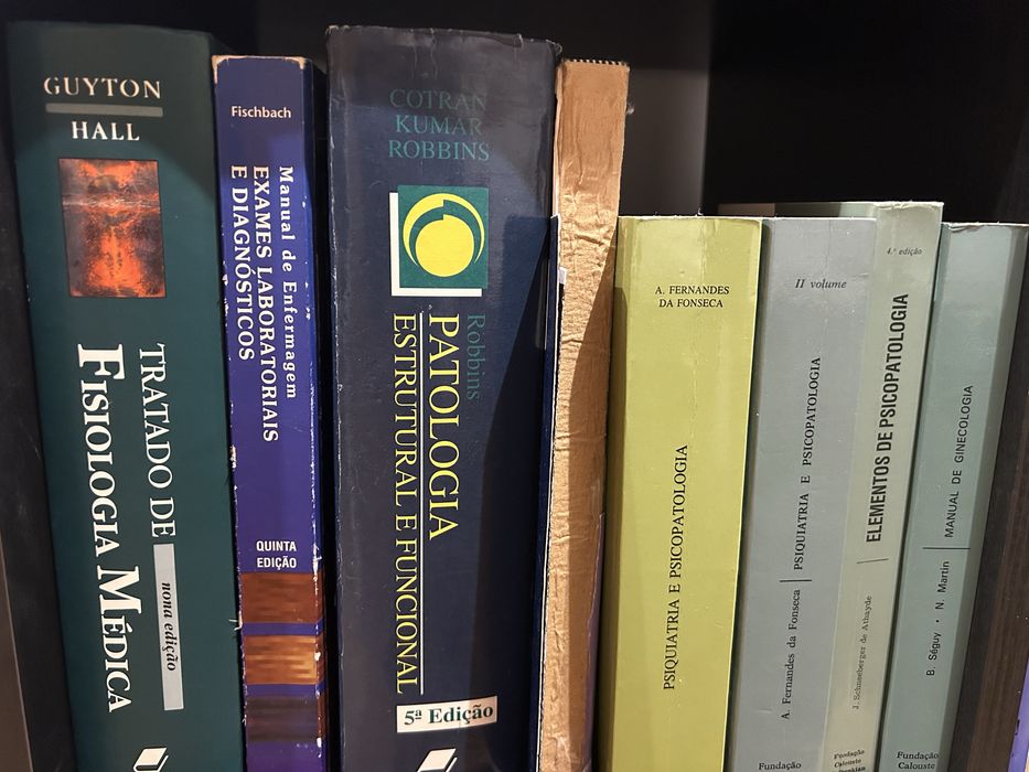 Livros de Enfermagem e de Medicina