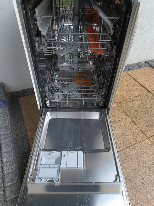 Zmywarka Electrolux ESL48900R oświetlenie wnętrza