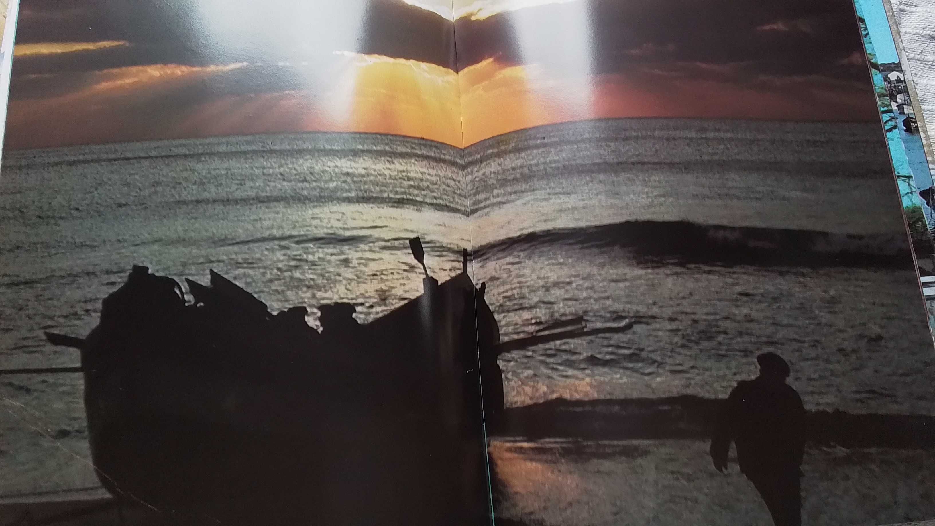 Livro de fotos de com paisagens de Portugal, de Carlos Vitorino Barros