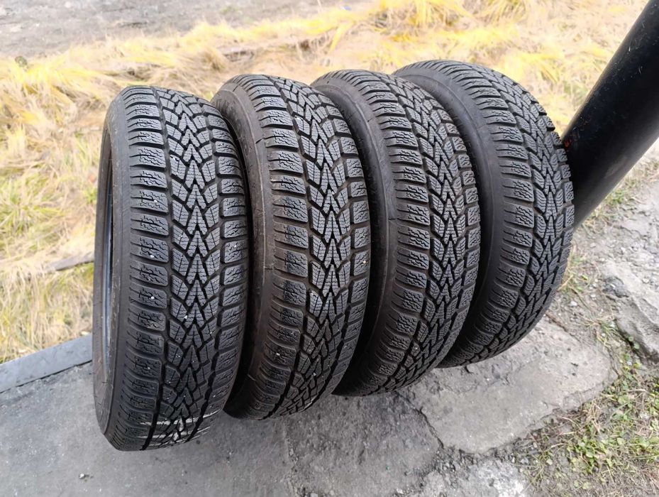 Майже нові зимові шини Dunlop 165/70 R14 резина Р14