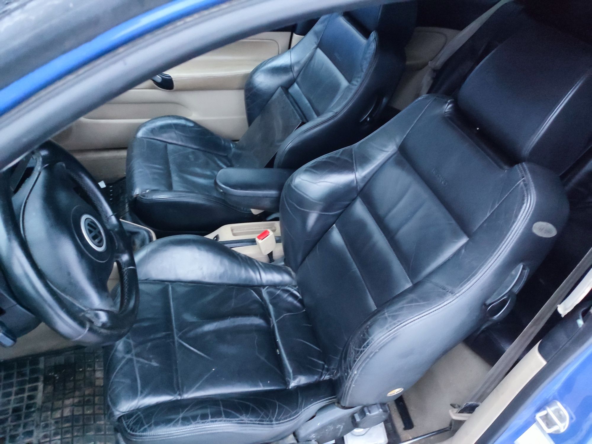 Golf 4 IV LW5Z derzak maska drzwi lusterko szyba lampa fotele RECARO