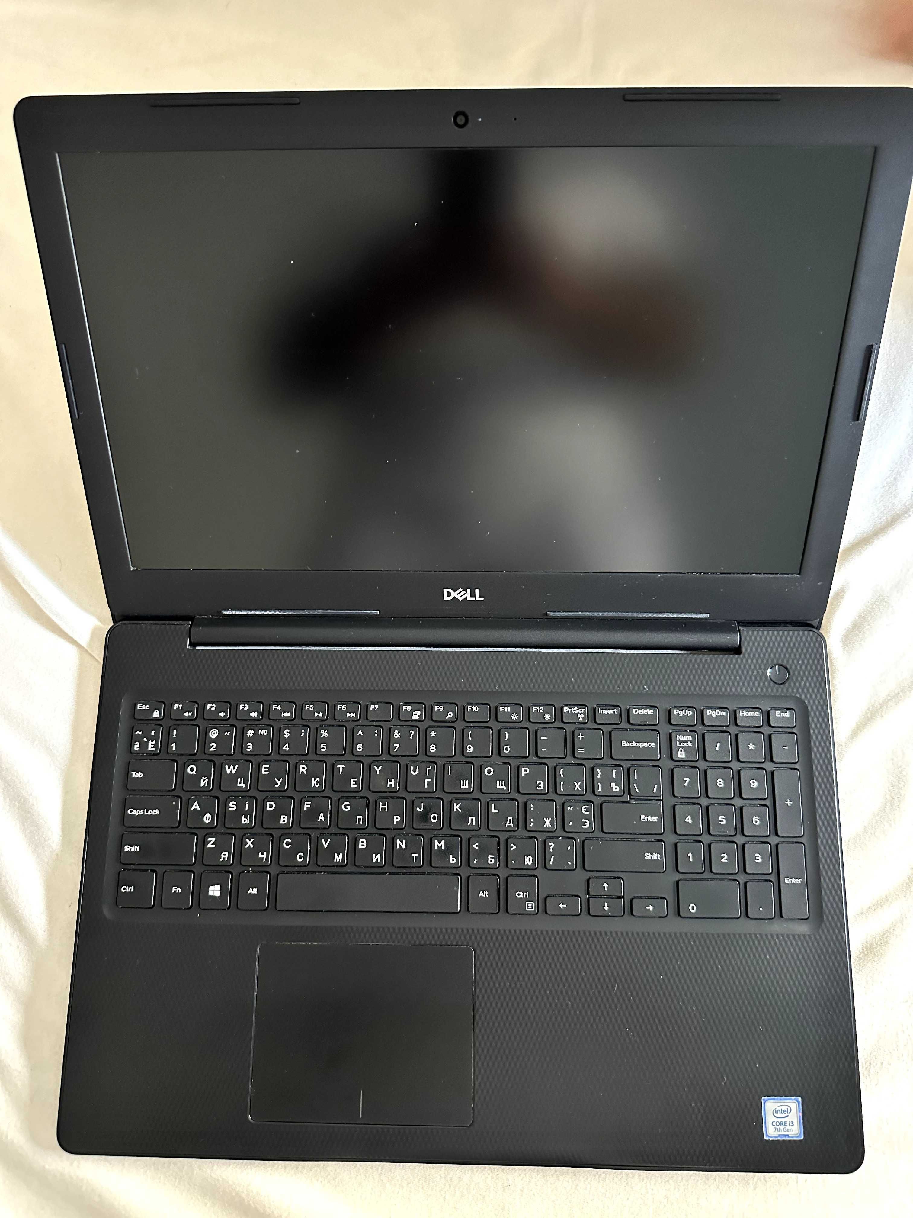 В гарному стані  Ноутбук Dell Inspiron 3584