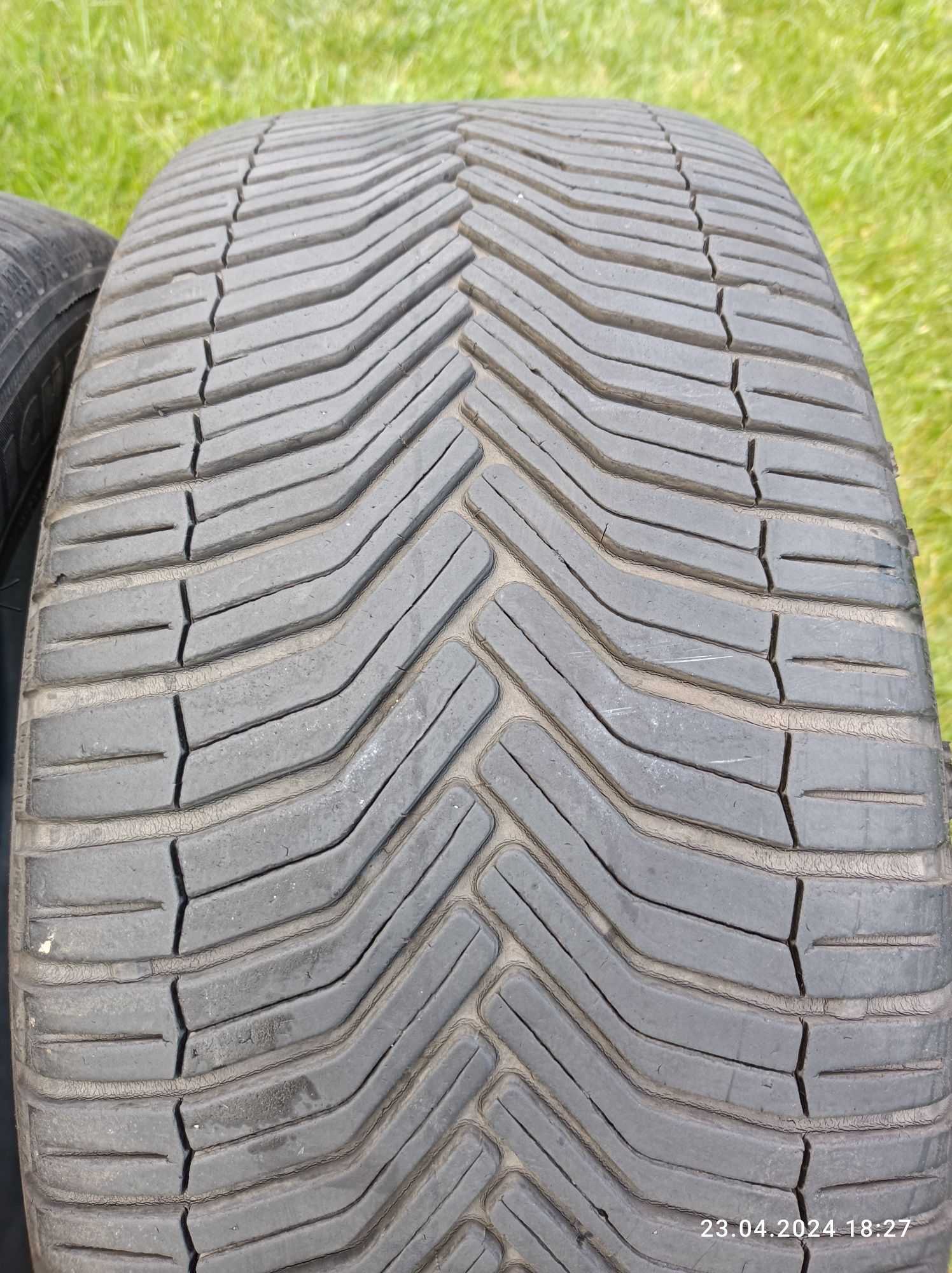 Opony Michelin Crossclimate 225/45/17