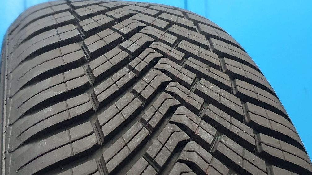 215/55 R17 Markowe opony całoroczne Continental ! Rok 2022