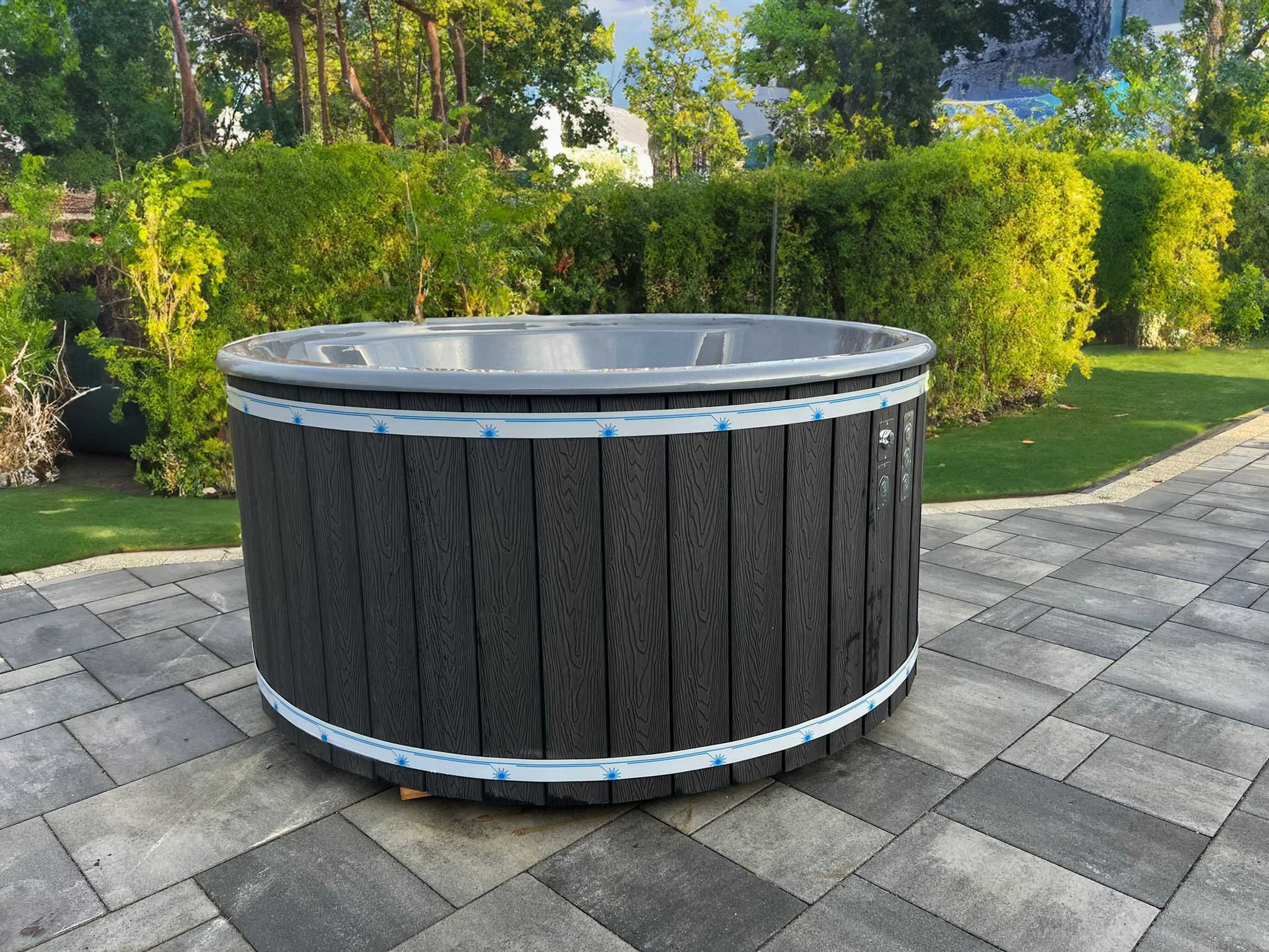 Balia ogrodowa Jacuzzi wanna z hydromasażem Bania Premium