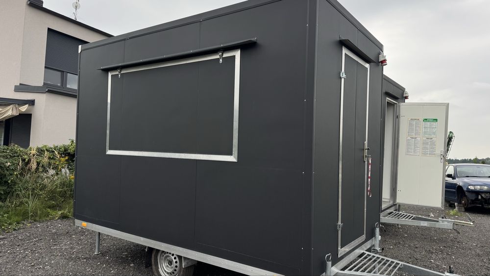 Przyczepa gastronomiczna 3,5m czarna 2025