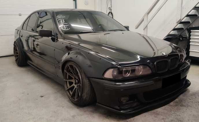 BMW E39 Poszerzenia błotników Body Komplet