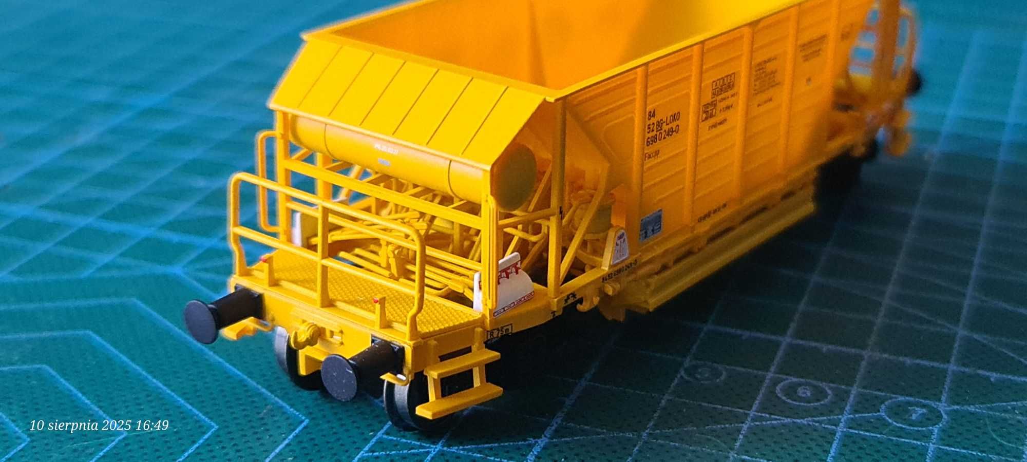 H0 Wagon towarowy szutrówka Albert Model 698004 Nowy