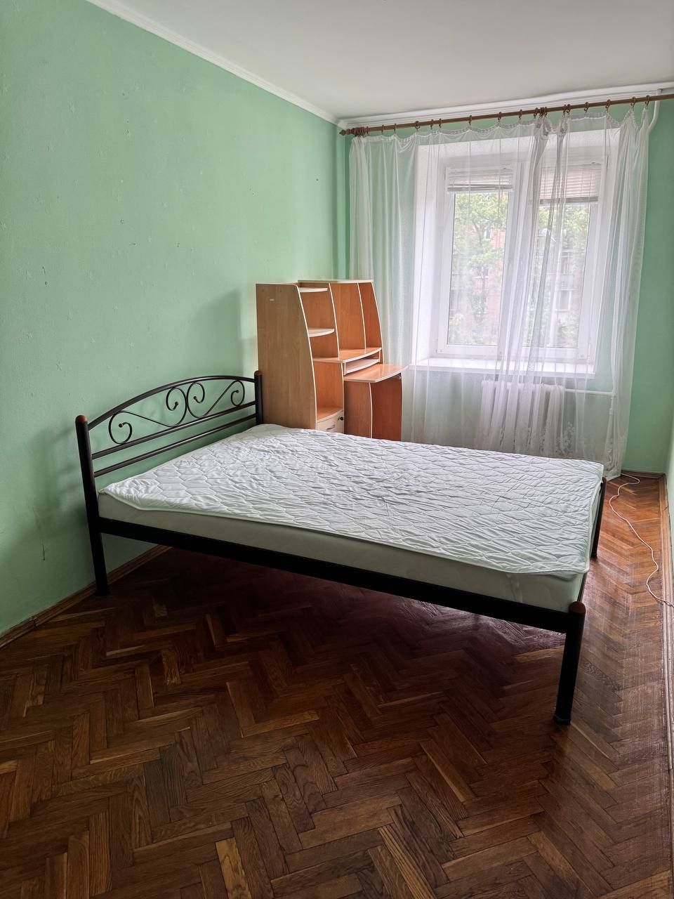 Метро Дарниця/Чернигивська, вул. Черчиля,
