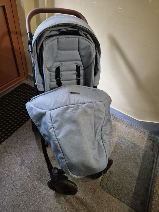 Sprzedam wózek spacerowy