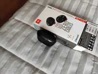 Auriculares JBL.