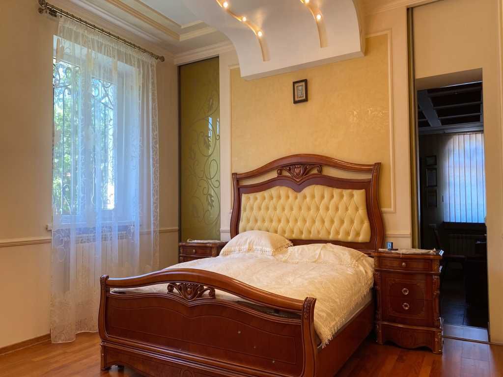 Продам будинок на Зигіна код №7354