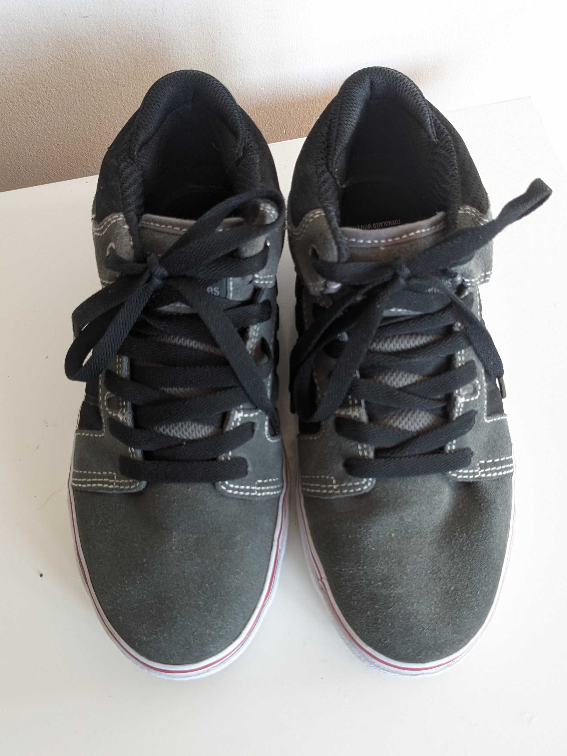 Buty do skateboardingu Etnies Scheckler 5, rozmiar 38.