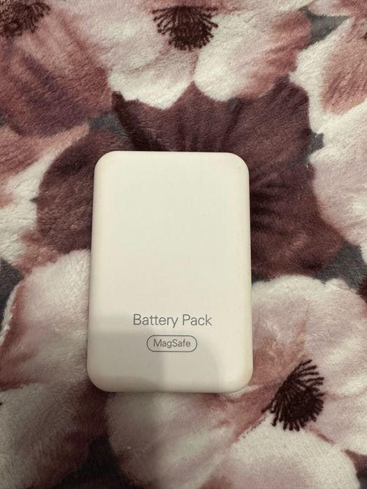 Павербанк бездротовий