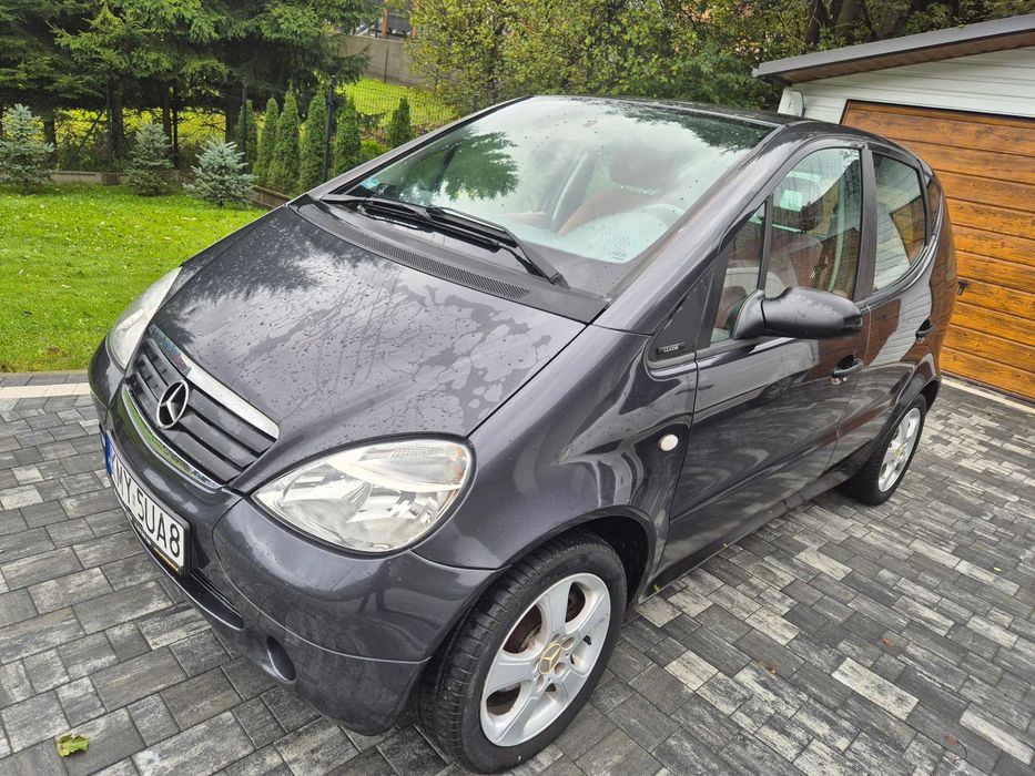 Mercedes a140 A-klasa 11lat w 1 rękach
