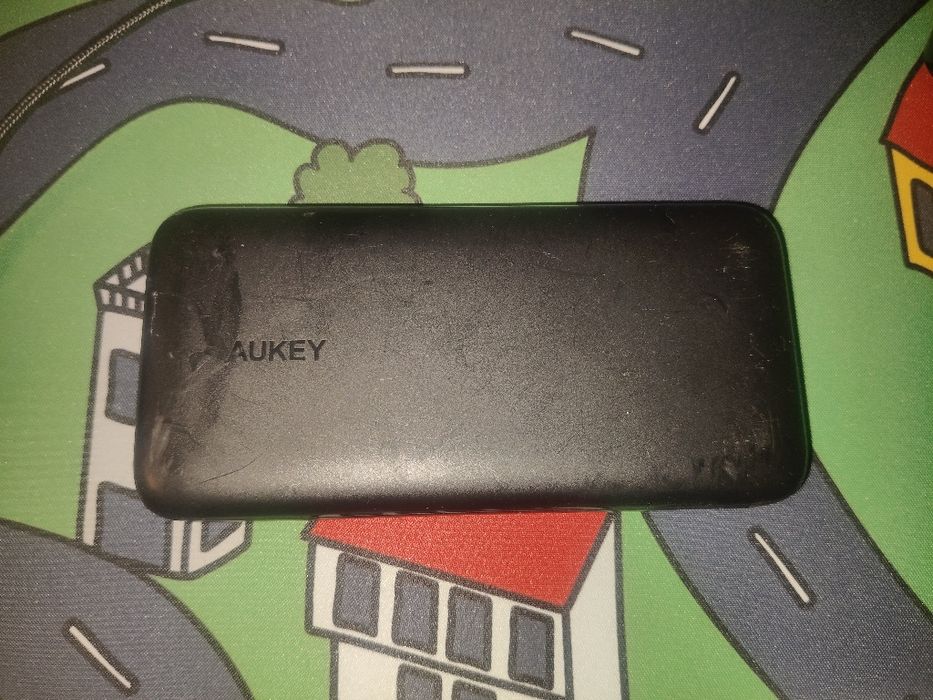 Powerbank Aukey 10000 mAh USB-C i 2x USB