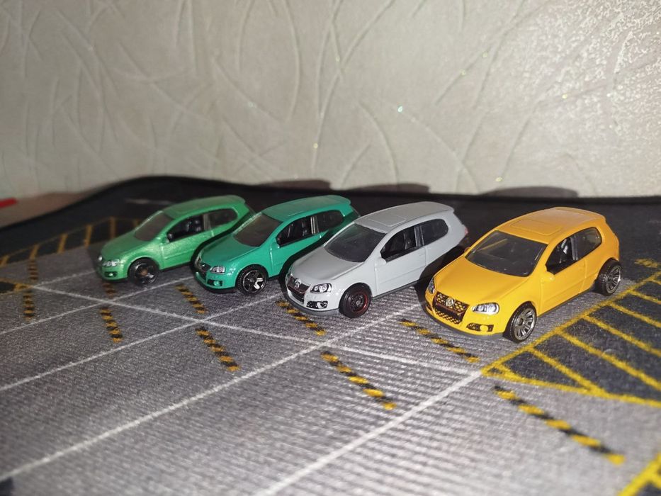 Машинки VW Golf GTI Volkswagen Hot Wheeels Neon - Matchbox - Majorette