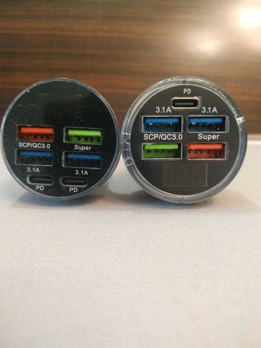 Автомобильное зарядное устройство в прикуриватель с вольтметром 20W