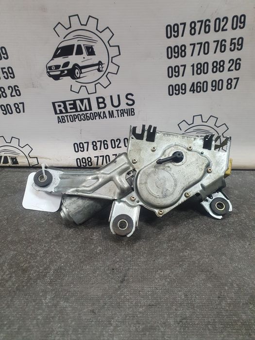 Моторчик заднього склоомивача мл 163. Mb ml w163
