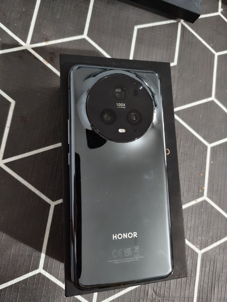 Honor Magic 5 Pro