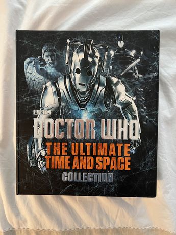 Livros “Doctor Who The Ultimate Time and Space Collection”
