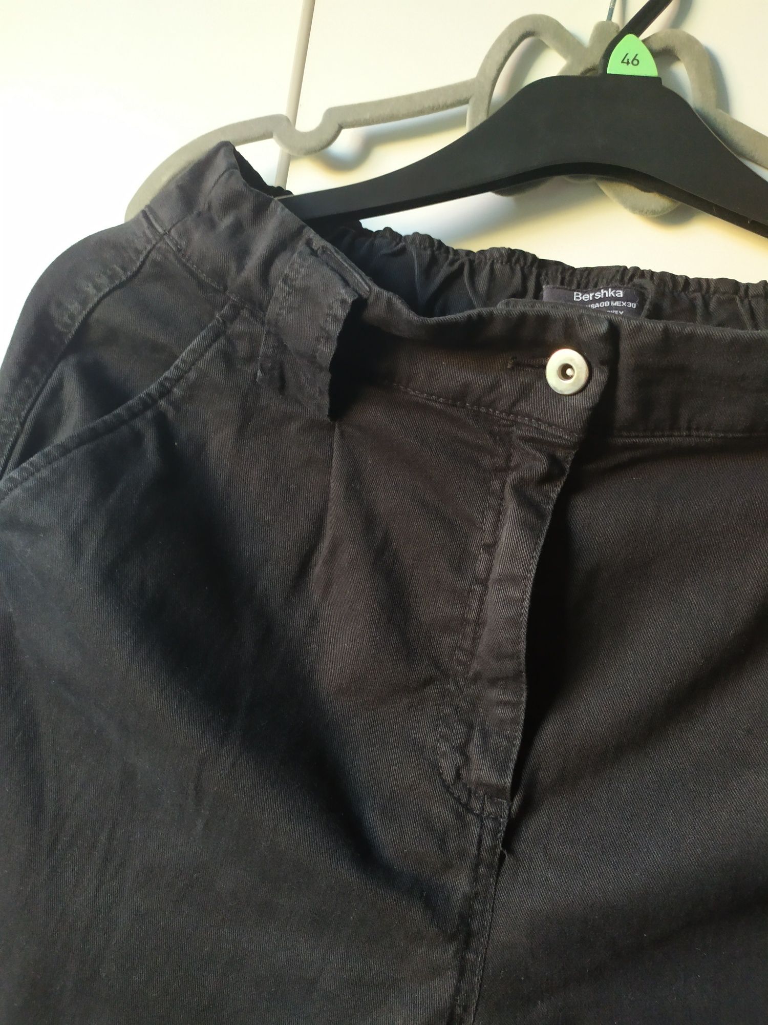 Spodnie jeans damskie 40 Bershka czarne