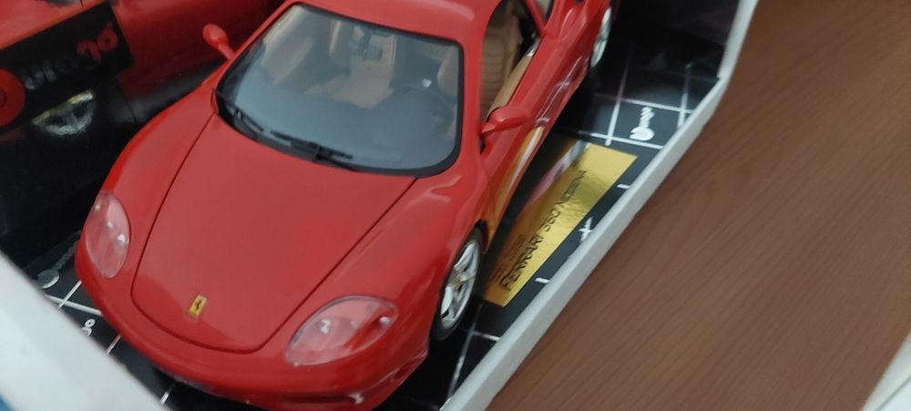 Model 1:18 Ferrari 360 Modena Bburago