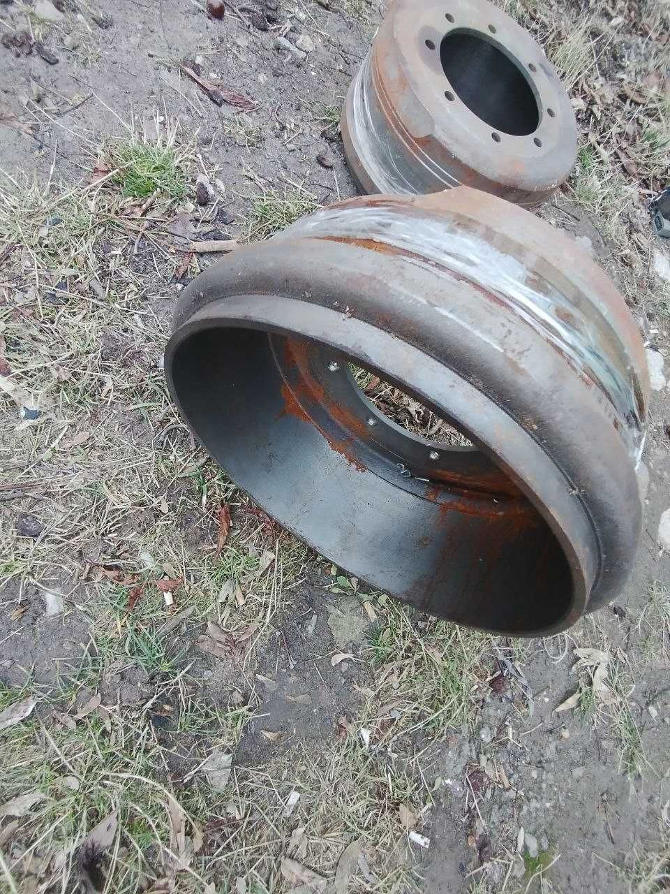 Барабан передній тормозний