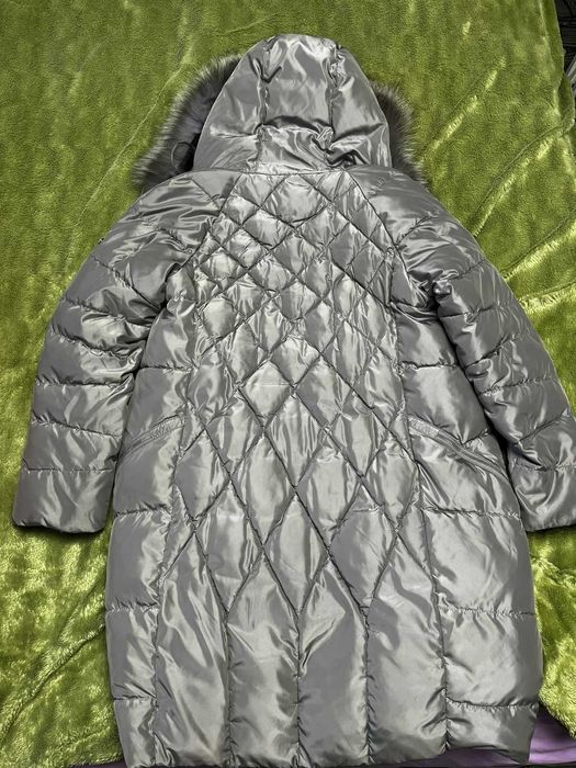 куртка жіноча зимова в гарному стані