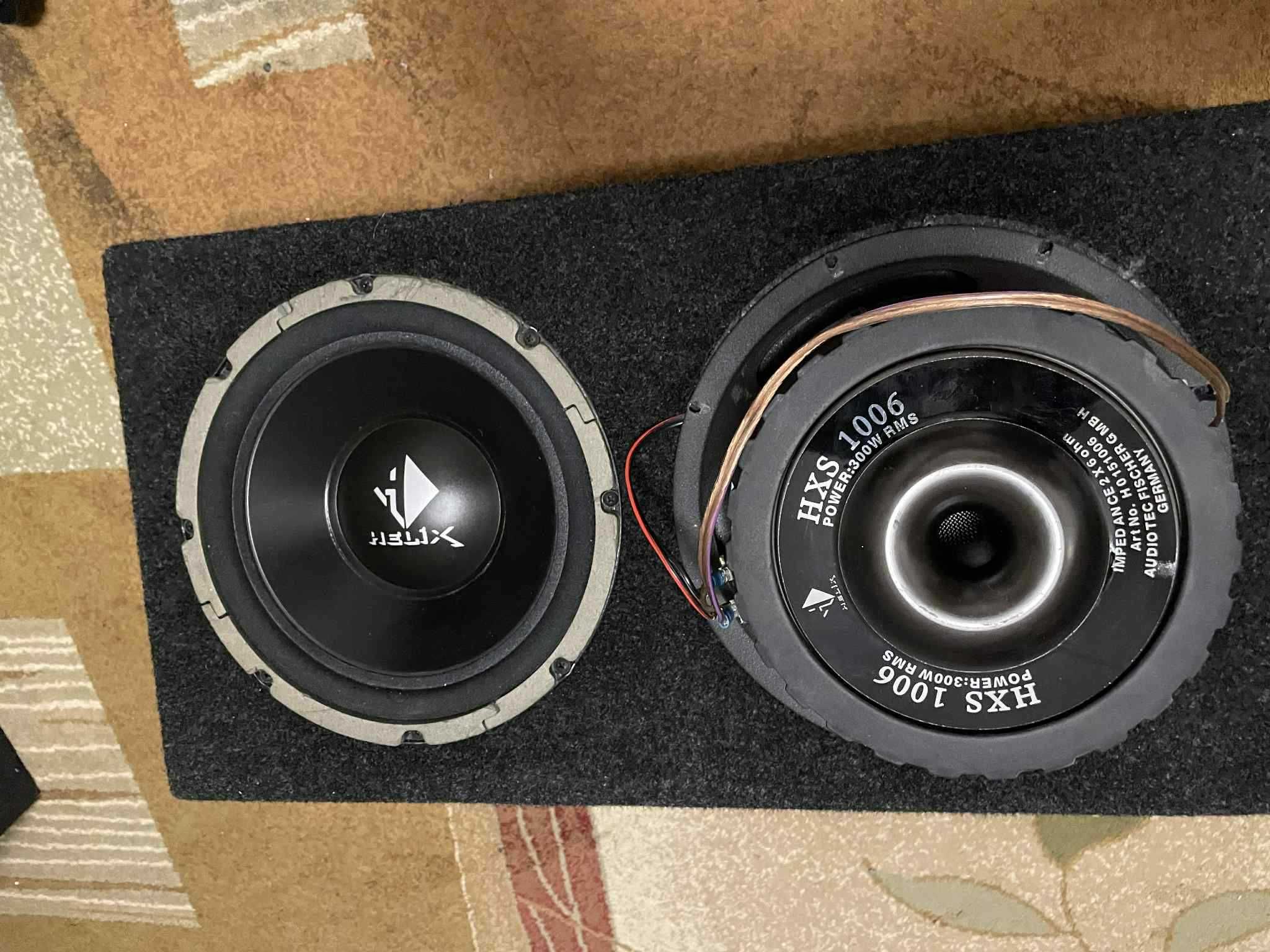 podwójna skrzynia, subwoofer basowa HELIX HXS 1006 2x300 W RMS 2x6 ohm