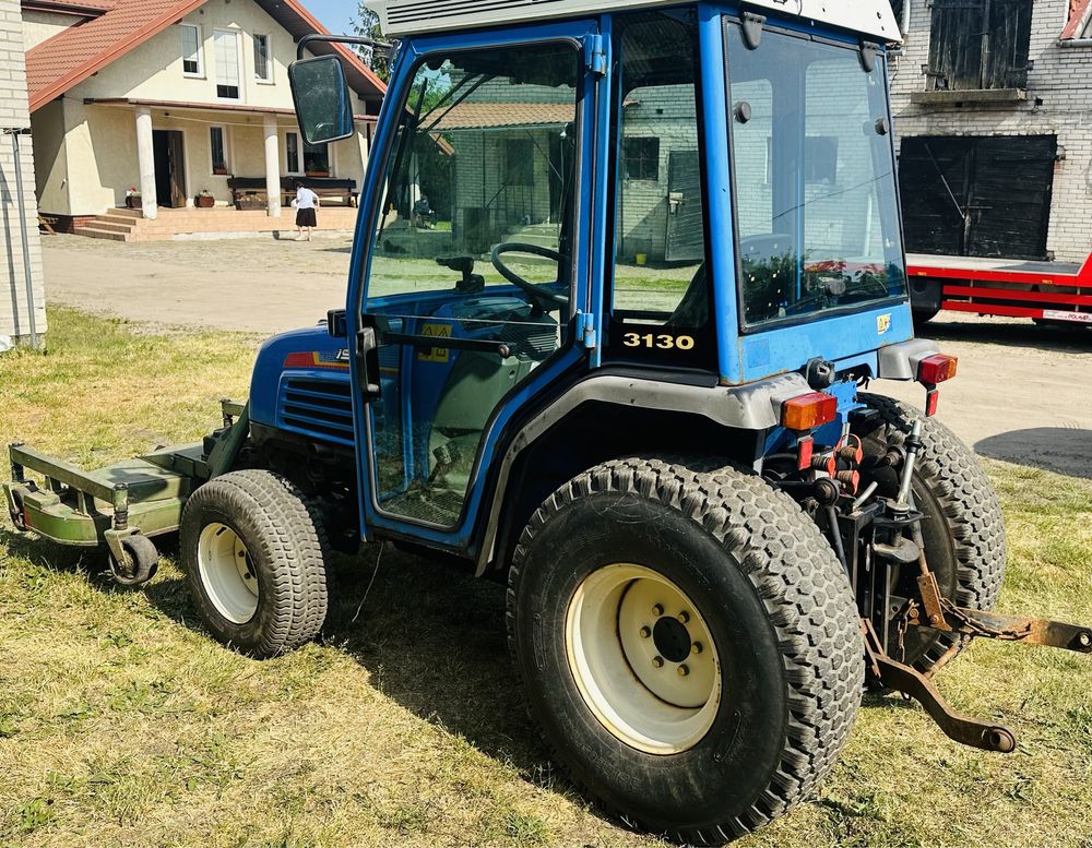 Traktorek iseki 3130 ogrodowy ciągnik komunalny traktor 4x4 kosiarka