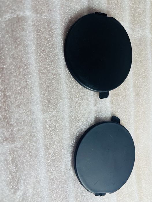 кришка кришечка Заглушка заднього бампера Mazda 3 вантажівок