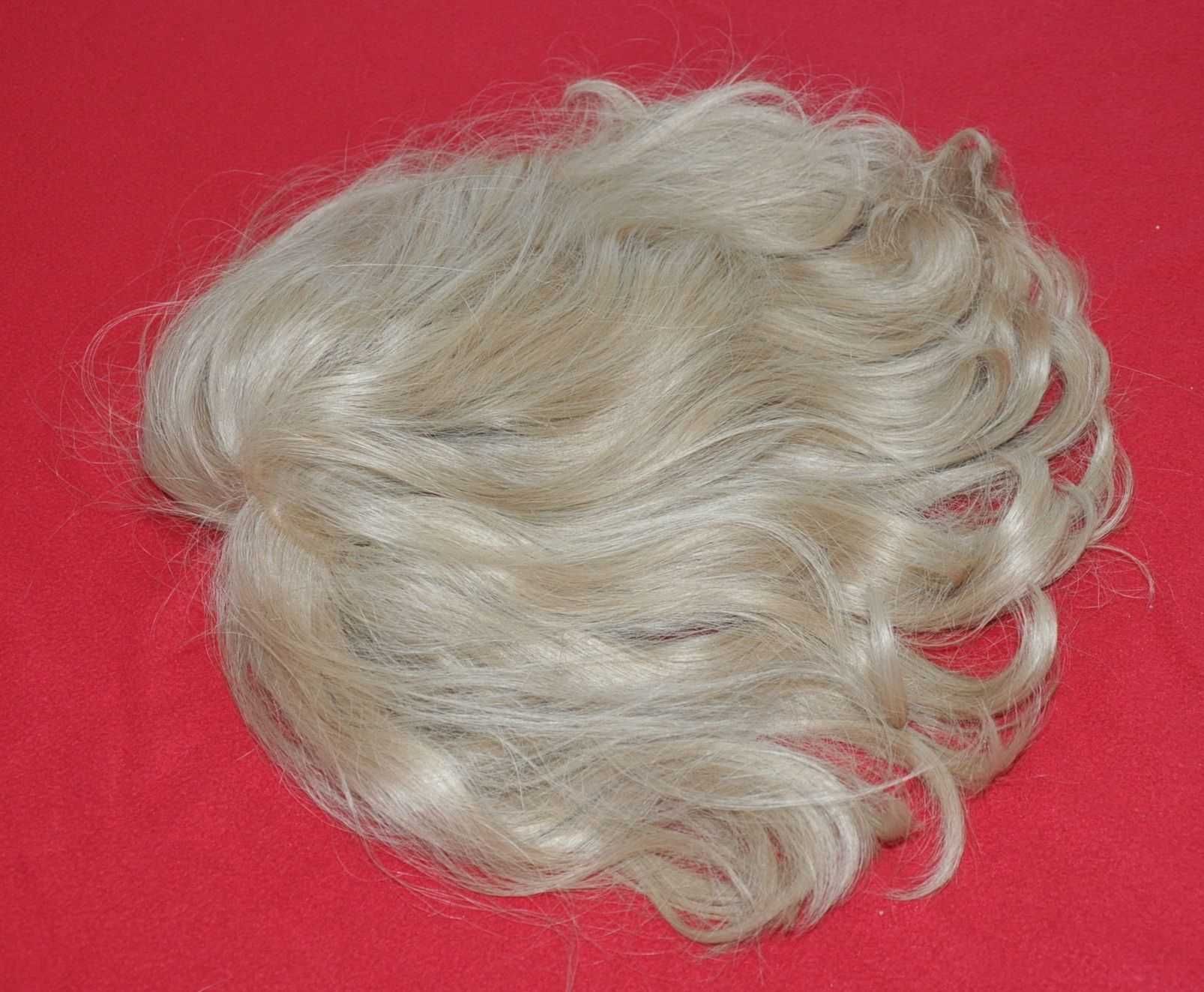 Peruka blond ELURA U.S.A. stan idealny, syntetyczna 100% Modacrylic
