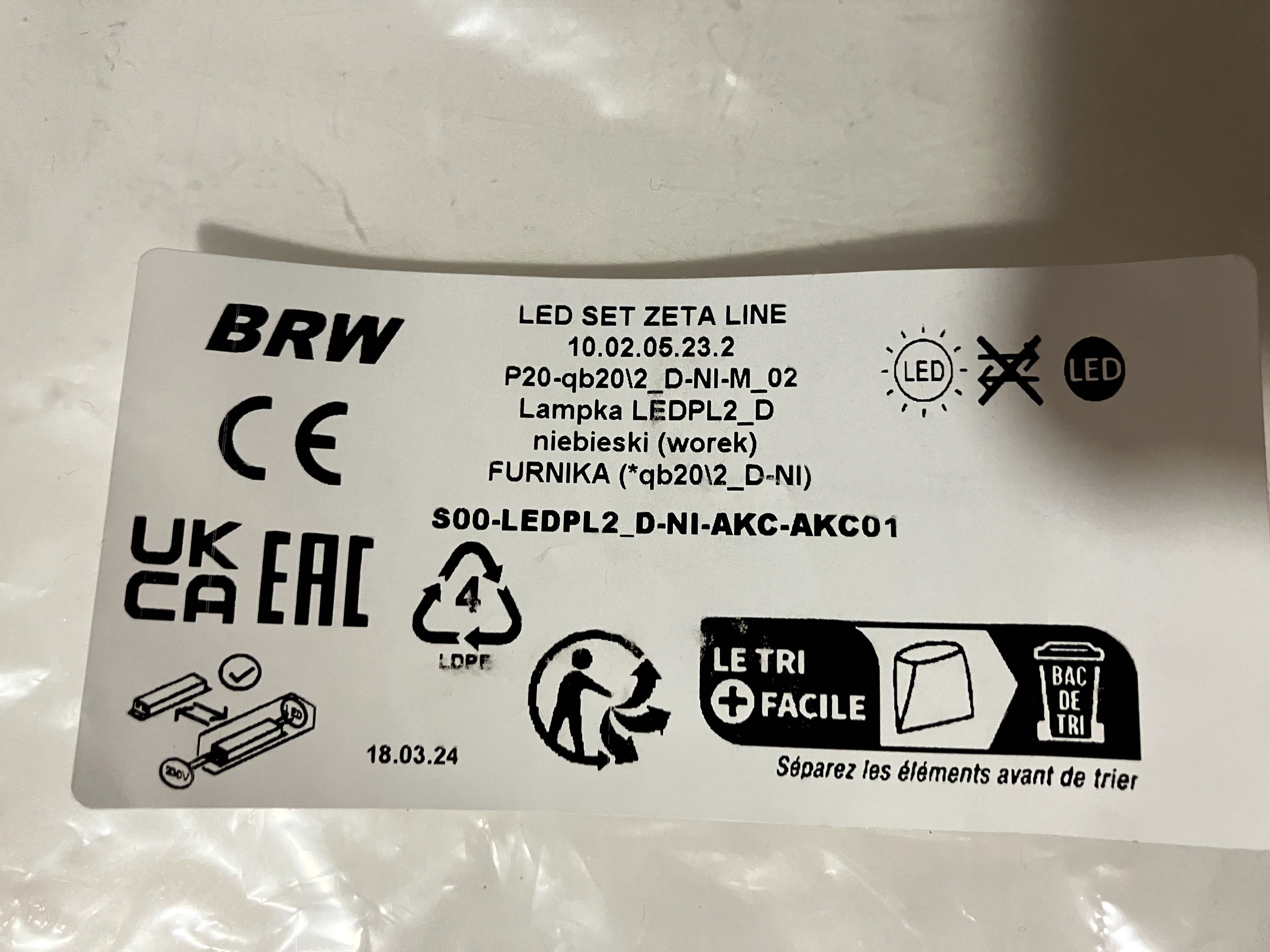 Zestaw podświetlenia pólek witryny LED