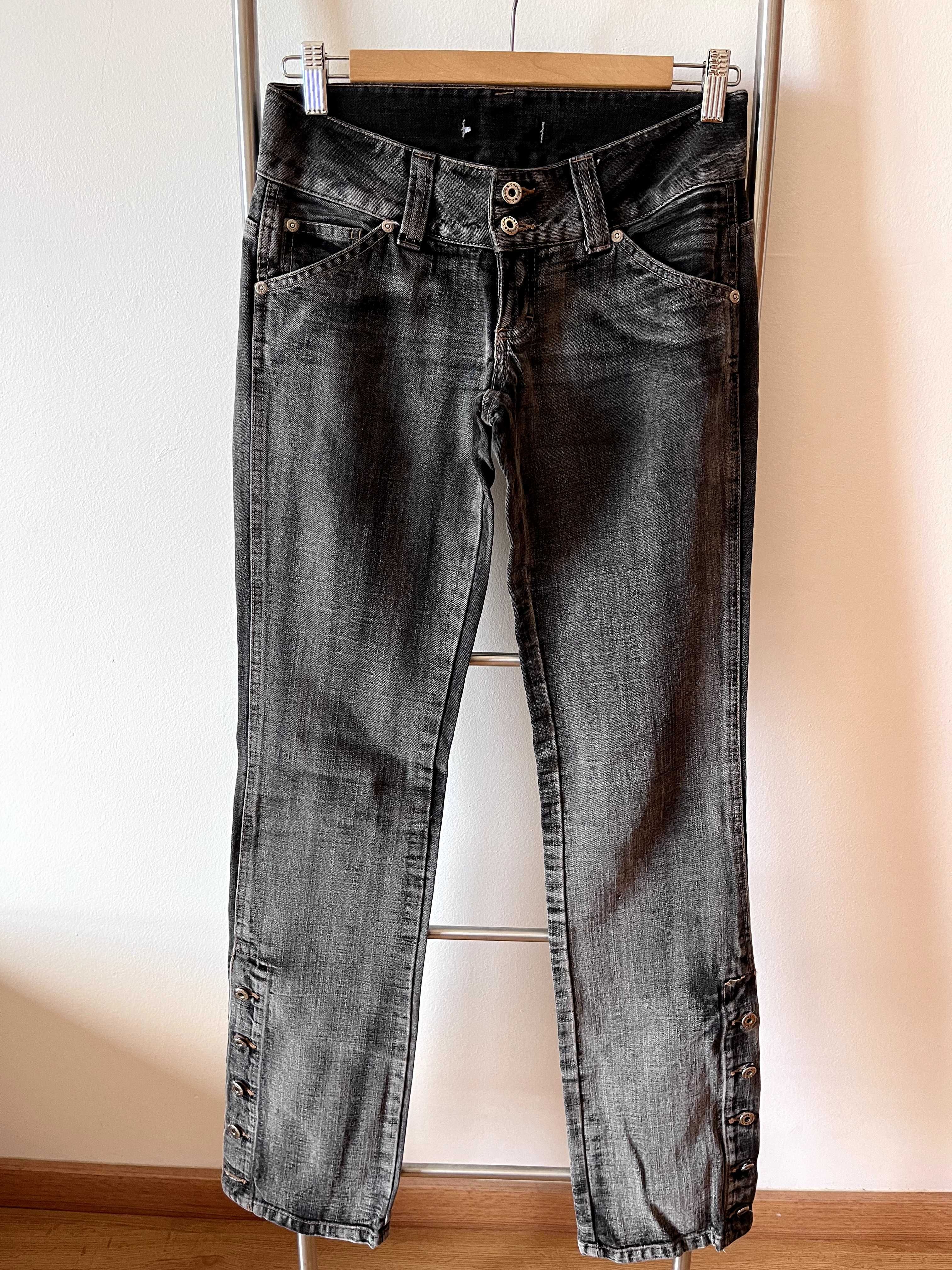 Calça Jeans Preta Deslavada