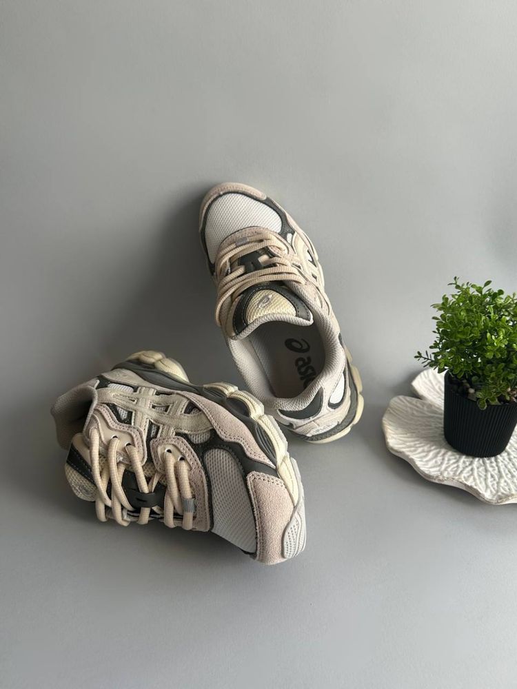 Asics NYC White Grey