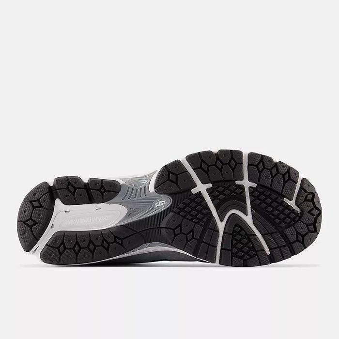 Розпродаж! Чоловічі кросівки New Balance 2002R, M2002RST, 8,5-10,5 US