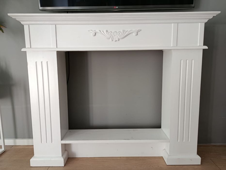 Portal dekoracyjny drewniany biały, malowany