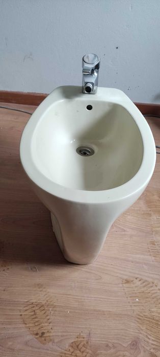 Vendo Loiça Casa de Banho