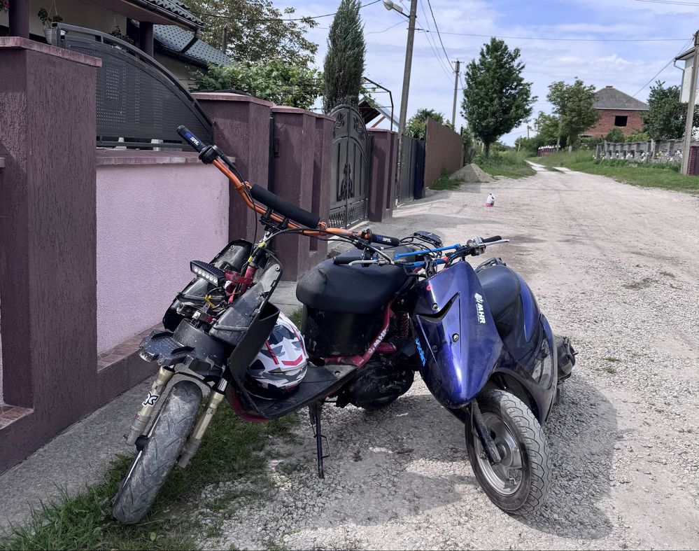 Ямаха джог са 16 на хорошому конфі
