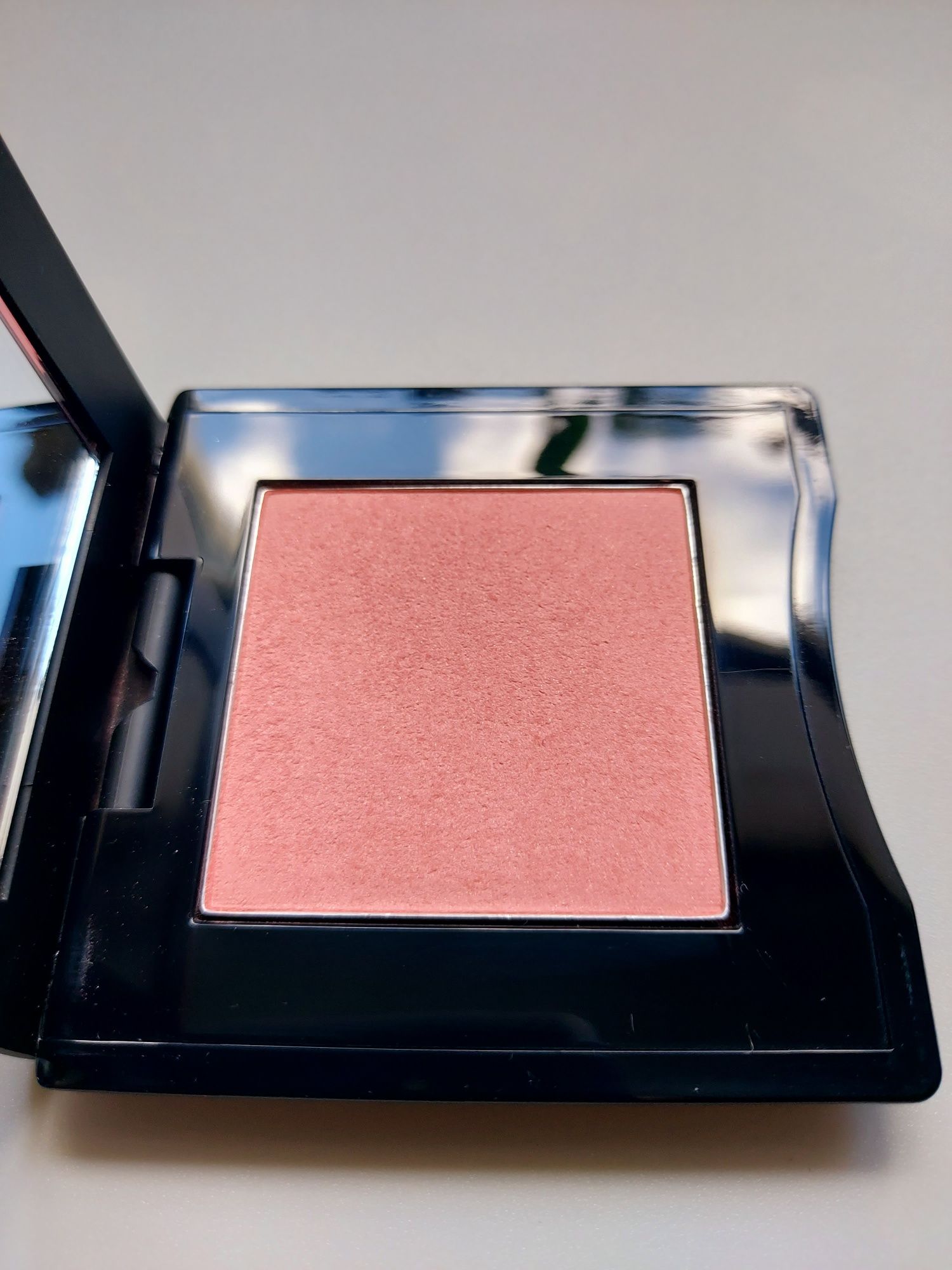 Róż do policzków Shiseido InnerGlow CheekPowder 04 Twilight Hour
