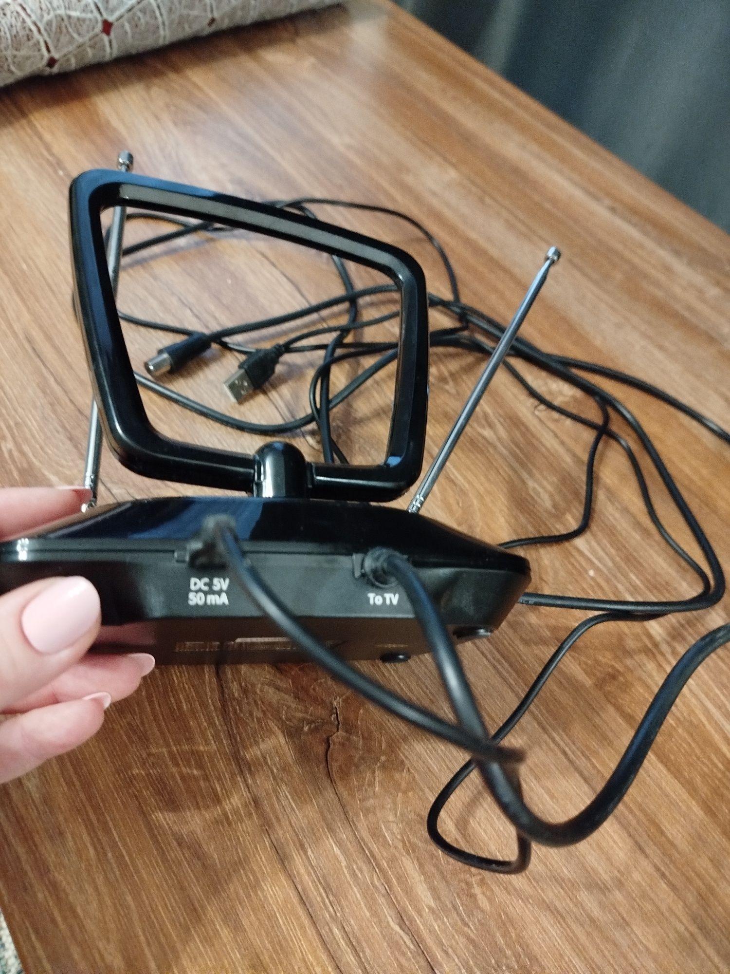 Antena TV HAMA DVB-T Indor 5V=50mA