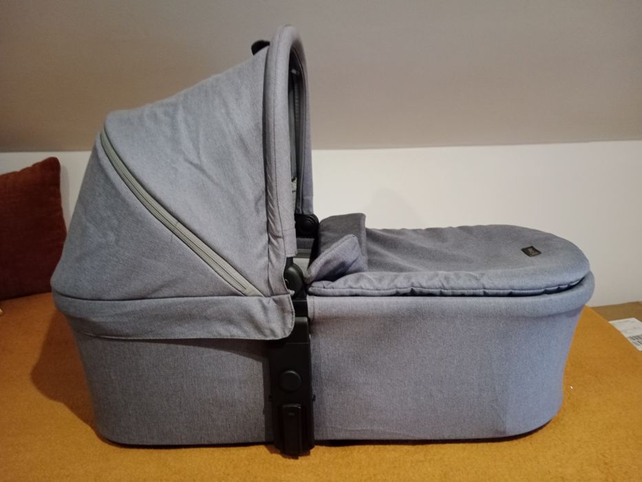 Wózek 3w1 gondola, spacerówka i nosidełko