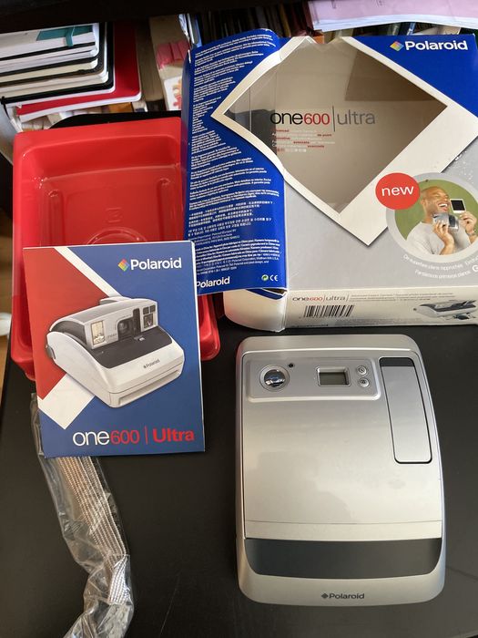 Polaroide nova nunca usada e na caixa