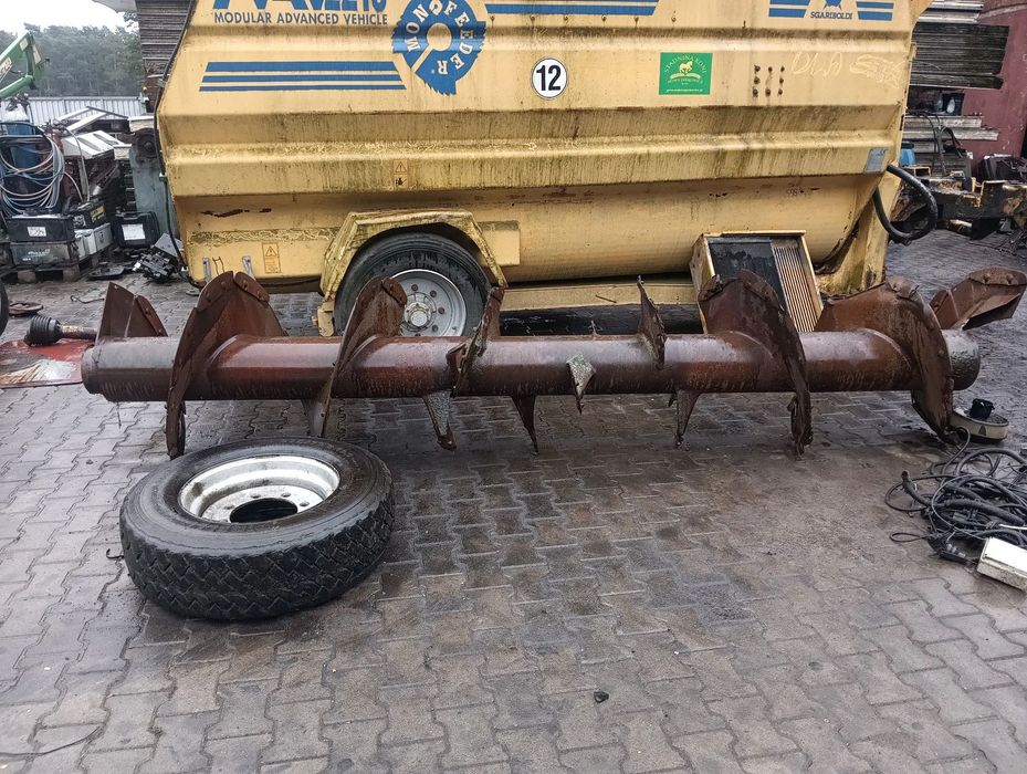 Slimak paszowozu czesci paszowoz sgariboldi przekladnia