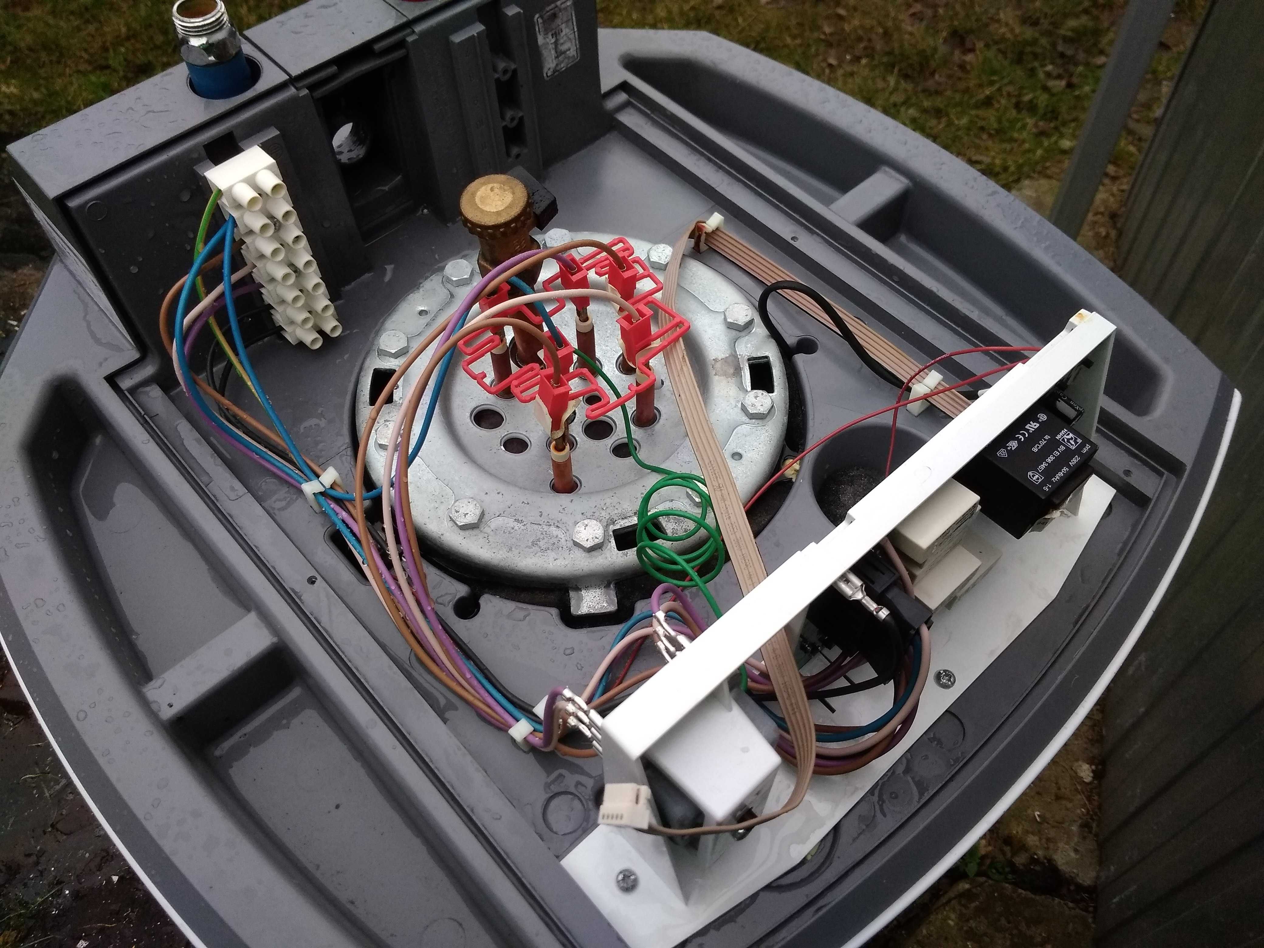 Ogranicznik temperatury do ogrzewacza wody SHZ 30-150 LCD
